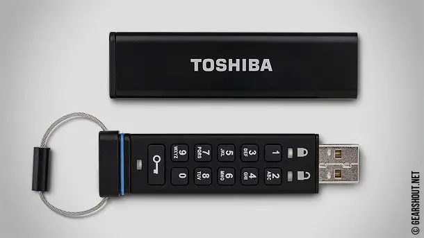 Toshiba-Encrypted-USB-Flash-Drive-photo-1