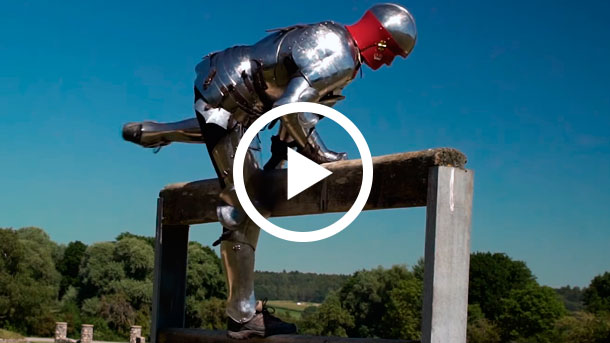 Obstacle-Run-in-Armour-video-2017-photo-